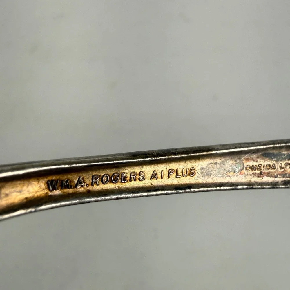 Wm A Rogers MARGATE 1938 Silverplate DINNER Fork Oneida Flowers 7 1/2